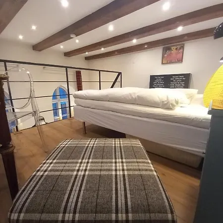 Farinelli At Opera * Budapesta