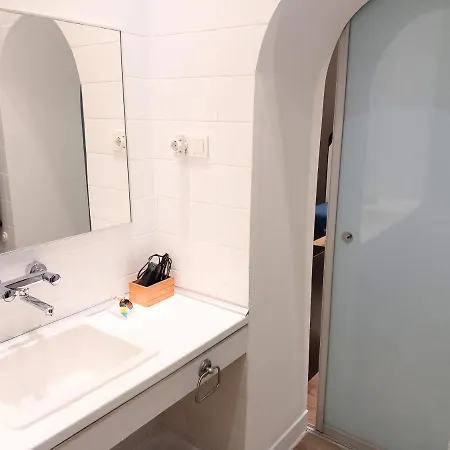 Farinelli At Opera *